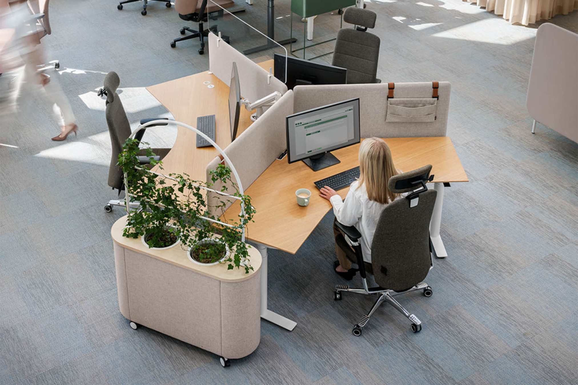 Desk-sizes-example2@2x.jpg