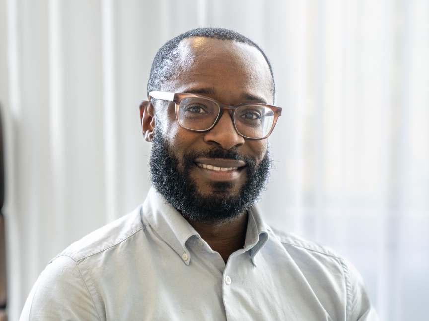 portrait_abinye.jpg